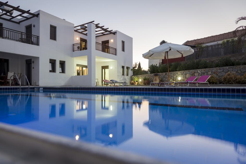 Vila The Corner House At Gennadi Court Exteriér fotografie