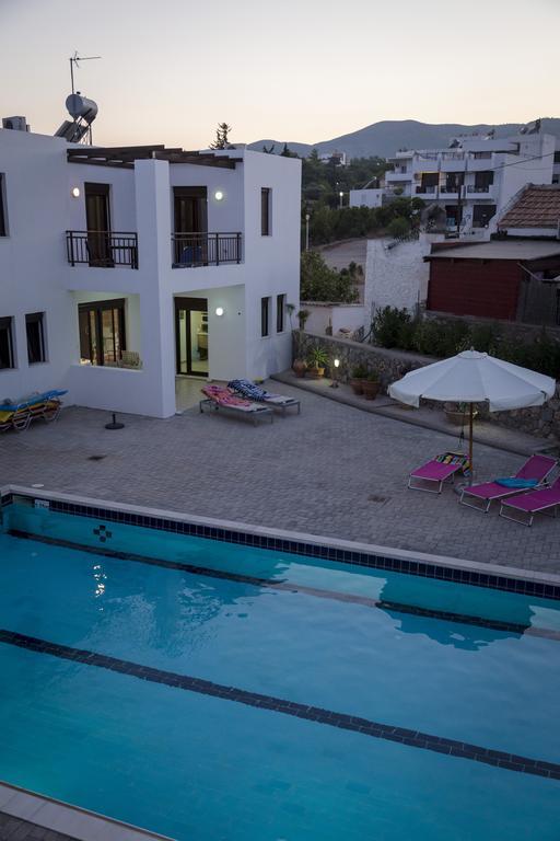 Vila The Corner House At Gennadi Court Exteriér fotografie